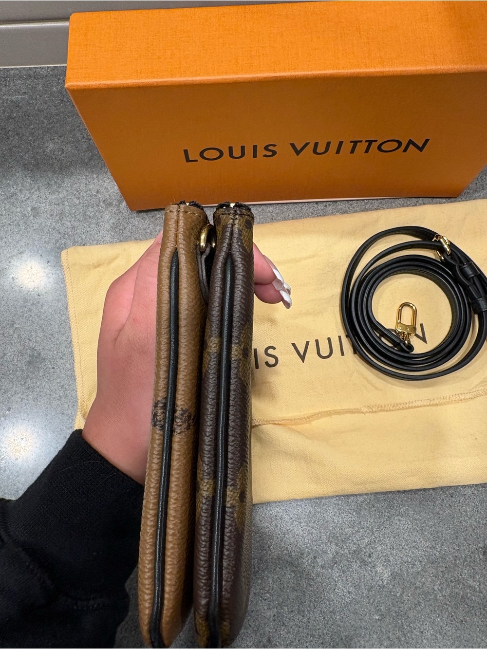 Louis Vuitton Double Zip Pochette Monogram Giant - Picture 7 of 16